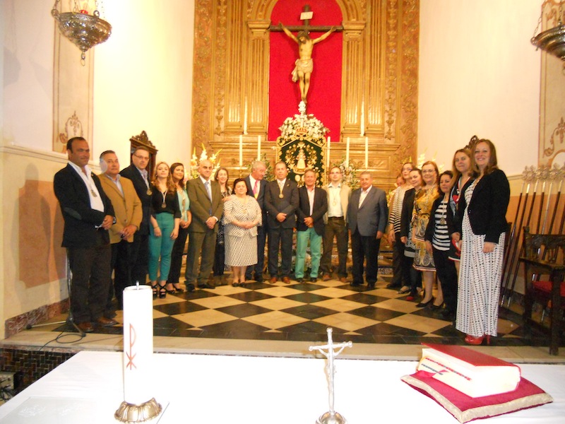 Foto de familia donde están las Juntas de Gobierno de Villarrasa e Isla Cristina