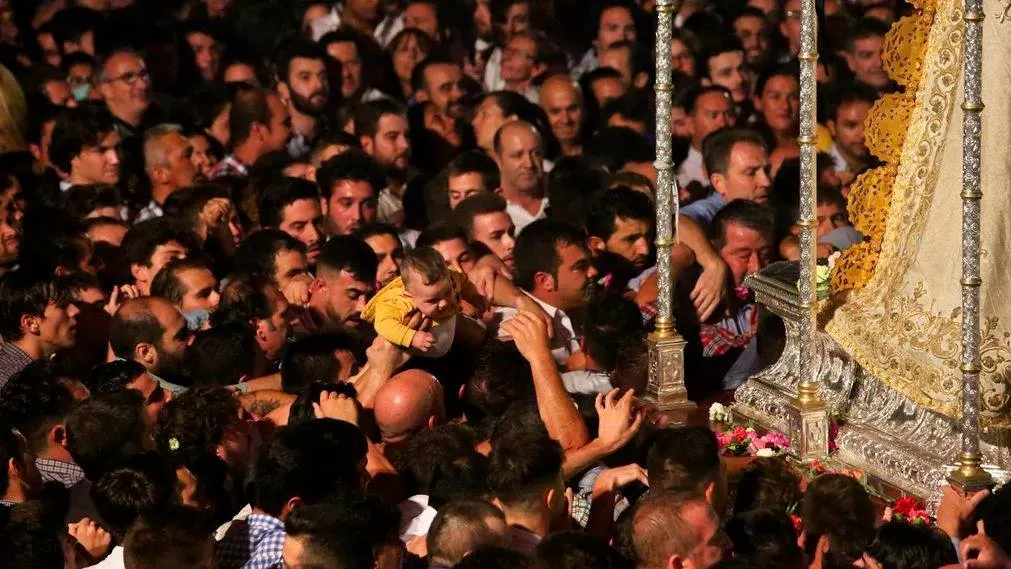 virgen en la calle 2018-35