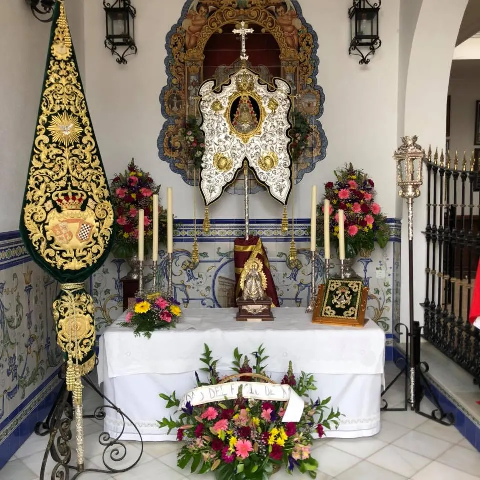 Altar en la aldea Hermandad del Rocio de Moguer