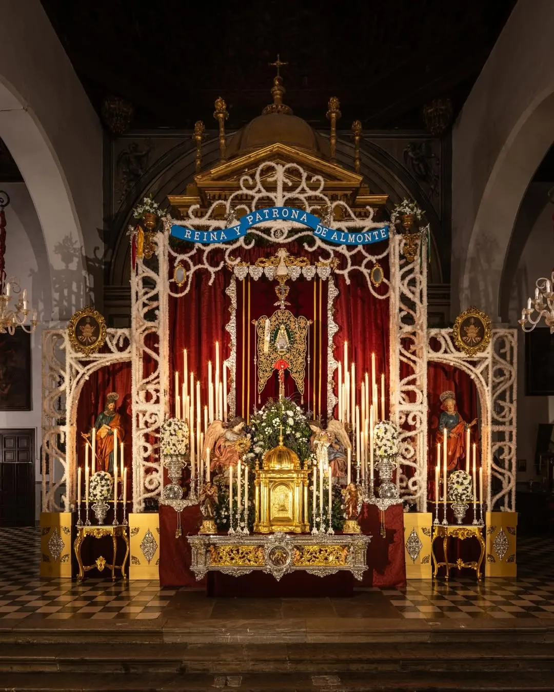 Altar de cultos rocio 2026-00021