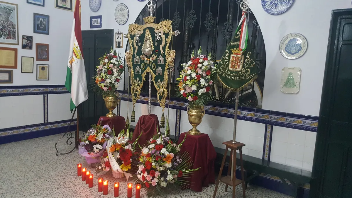 santa fe altar en la aldea