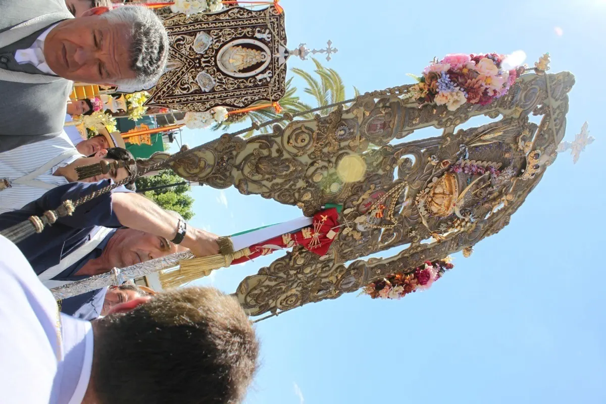 5368-simpecados-misa-pentecostes-2014-rocio.com-IMG_1684