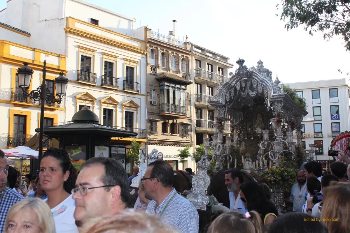 Rocio Macarena entrada 2015-IMG_2974