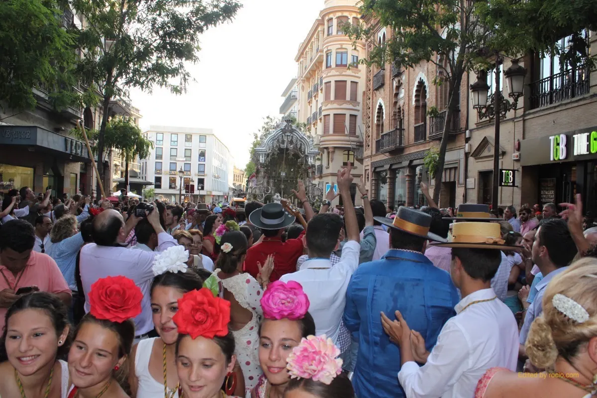 Rocio Macarena entrada 2015-IMG_2978