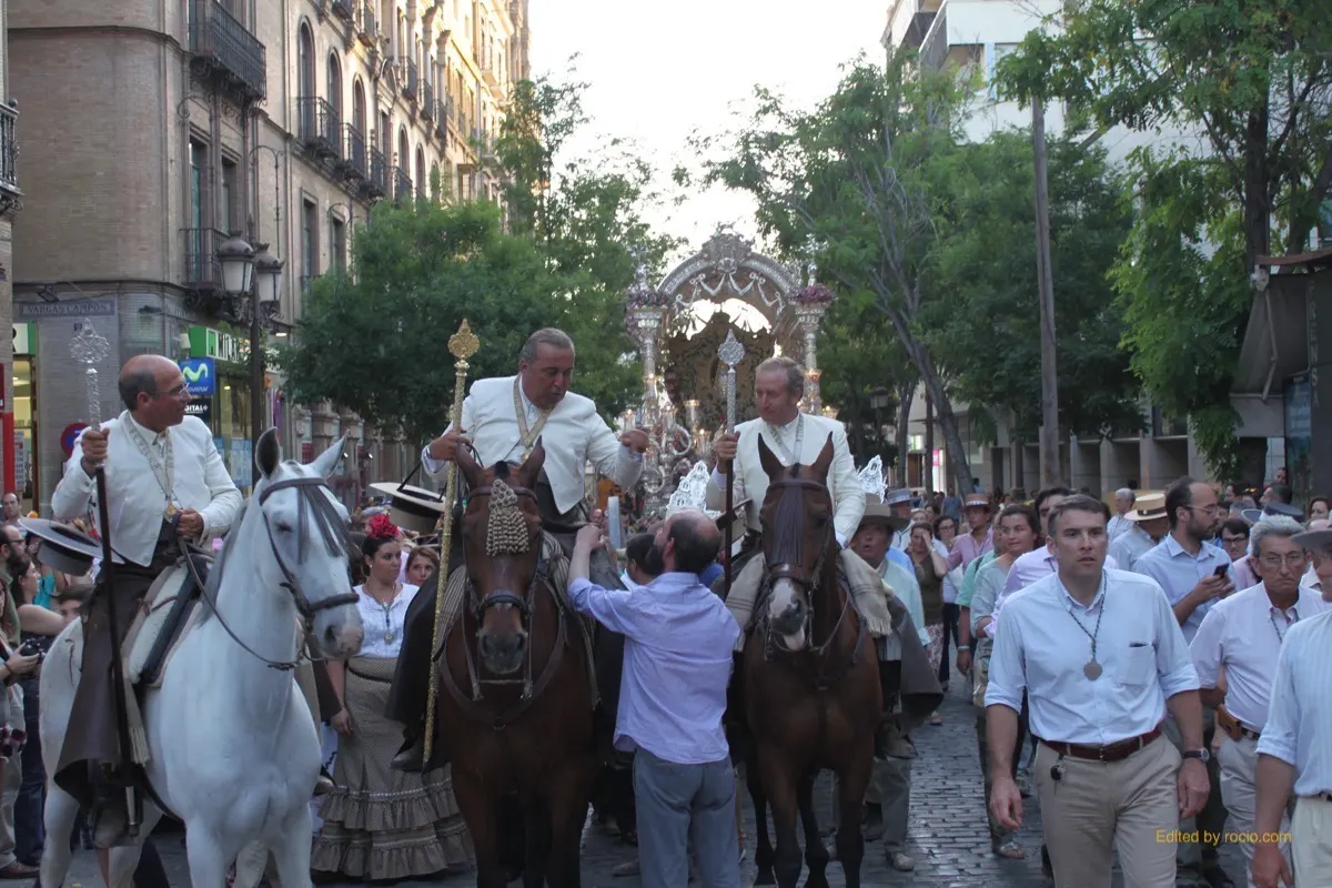 Sevllla Salvador rocio entrada 2015-3013