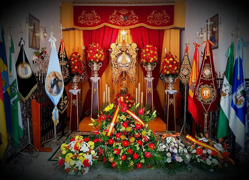 Emigrantes altar en la aldea 2018
