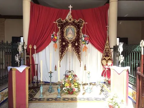 Carmona altar aldea