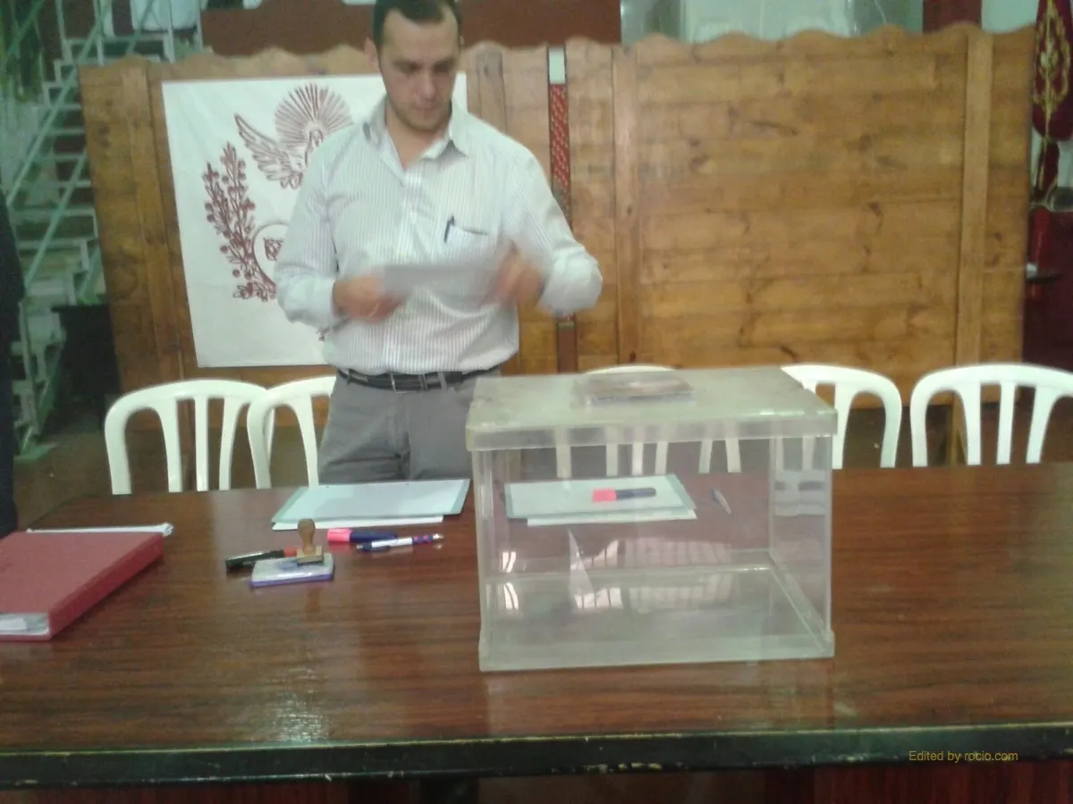 Las Cabezas-2. Momentos previos votacion.