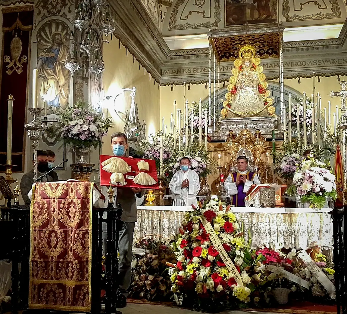 Donacion a la virgen del rocio-5