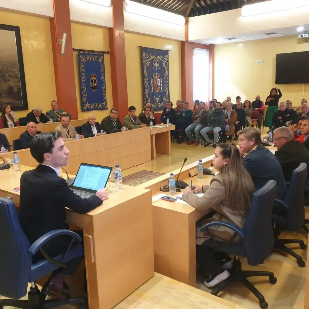 asamblea del paso de la barca por Coria del Río-5