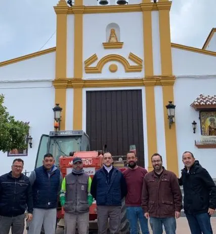 Las-Cabezas-Colocación-Réplica-de-la-Virgen-del-Rocío-en-la-parroquia-de-San-Roque2-2