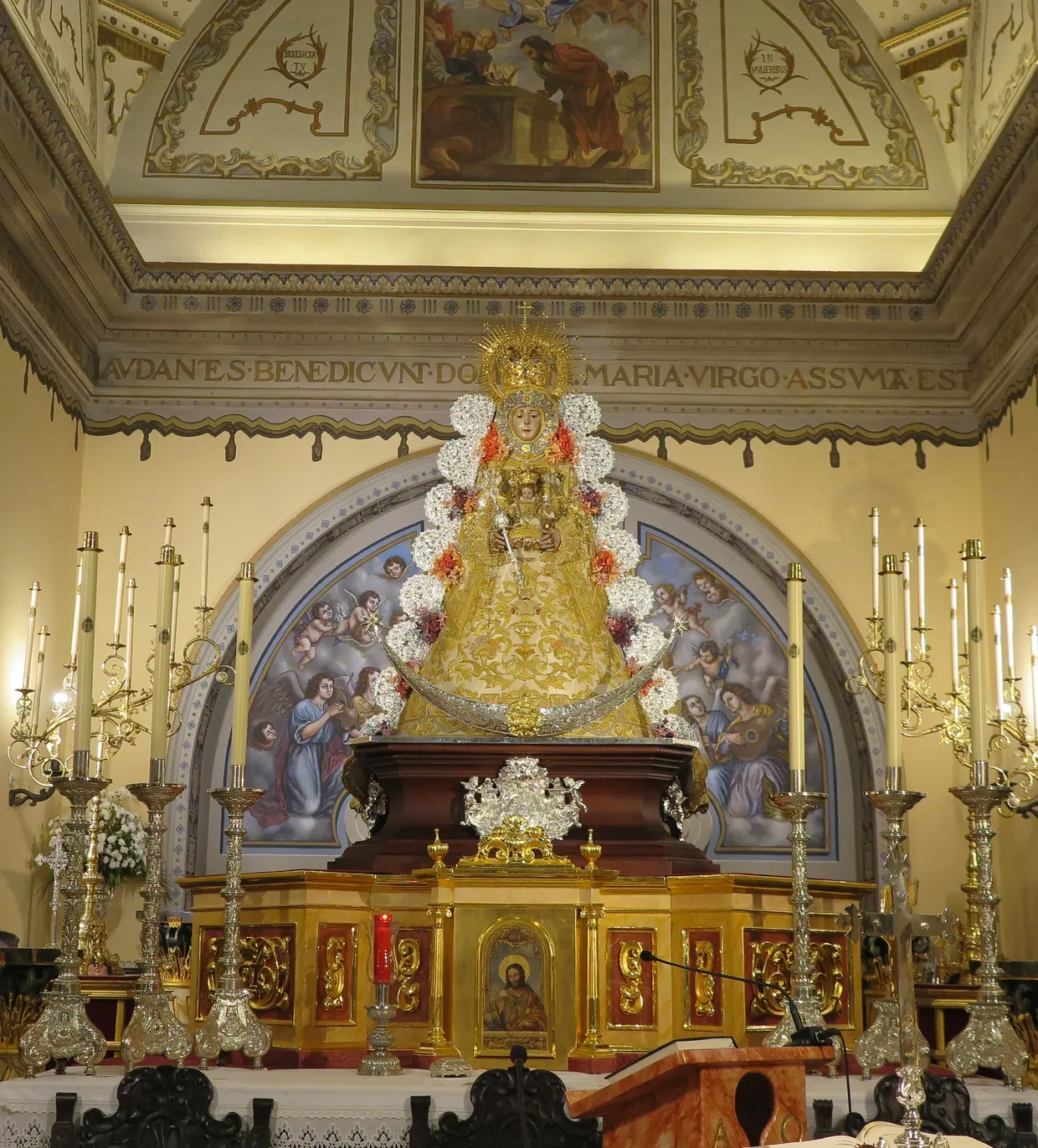 virgen reina en almonte-3