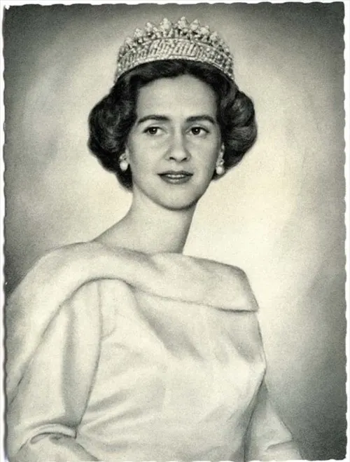 5665-SM-Reina-Fabiola.jpg