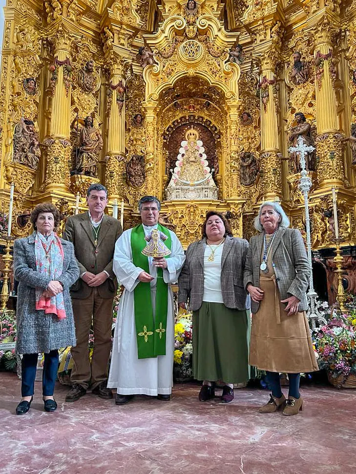 isla cristina rocio traje pastorcito 2024