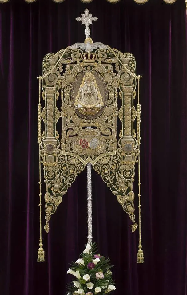 Triana simpecado restaurado