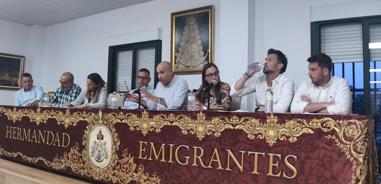 Emigrantes volverá a pasar por el Ayuntamiento durante su salida 2024-2