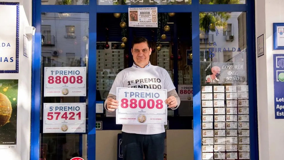 El Gordo cae en la administración El López de Gomara de Sevilla |