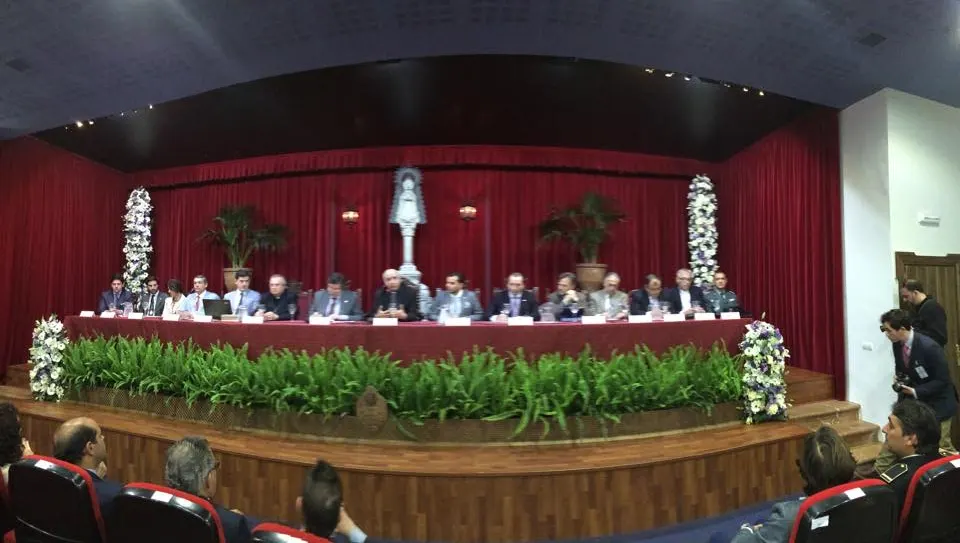 asamblea hermanos mayores 2015-7