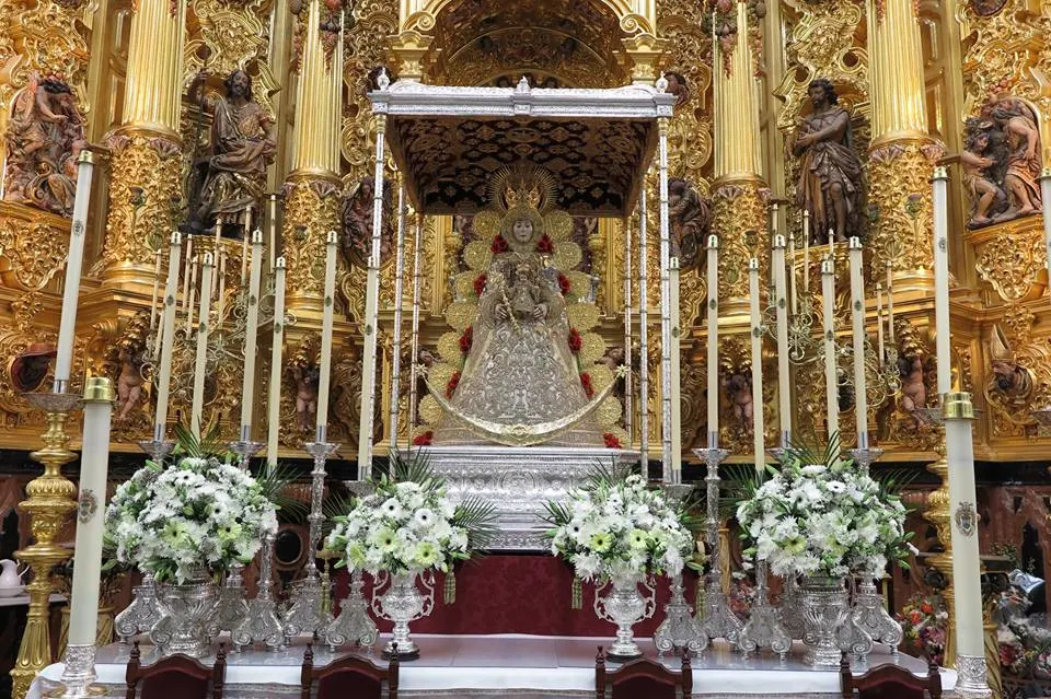 Virgen en su paso 2017