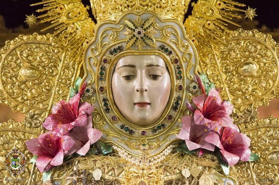 11-Virgen-rocio-preparada-para-romeria-2019-1.jpg