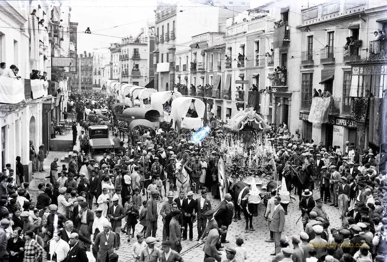 Triana por la Calle Castilla