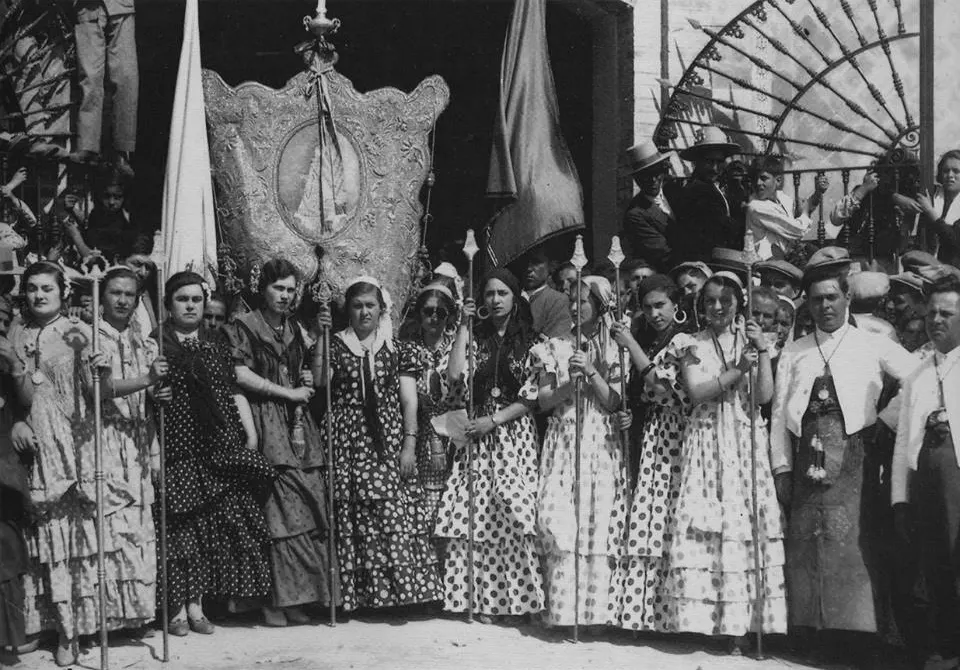 Recibimiento de la Hermandad Matriz a las Hermandades Filiales en 1935.