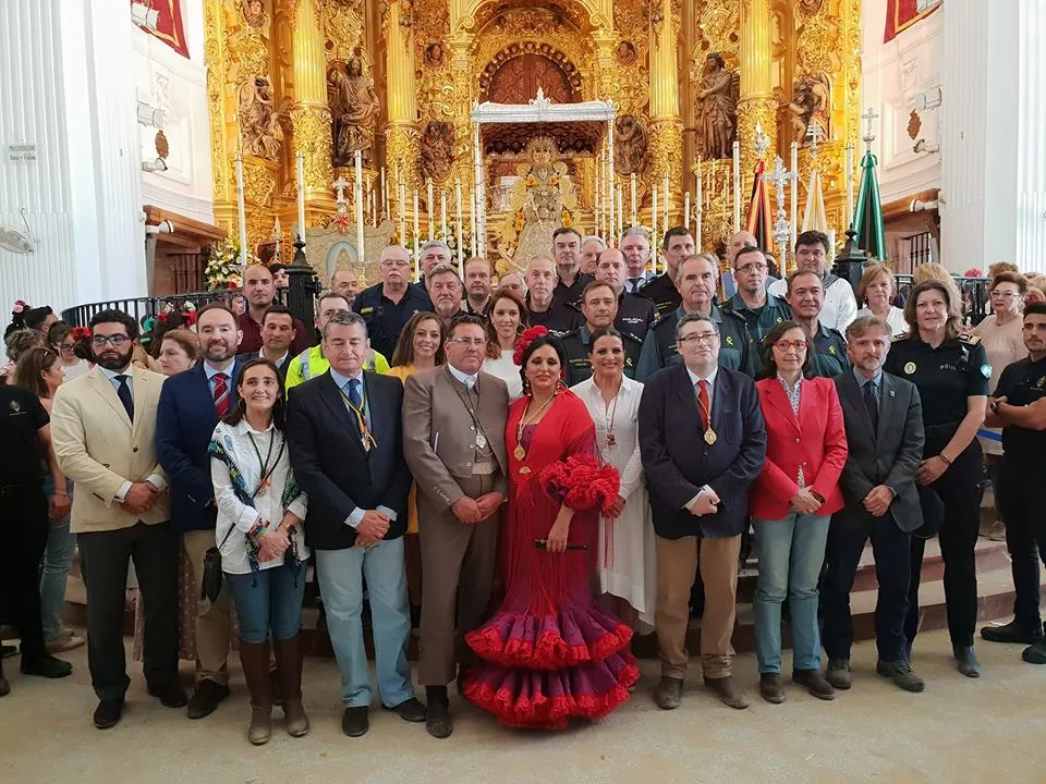 Ofrenda floral tras la presentacion Matriz 2018