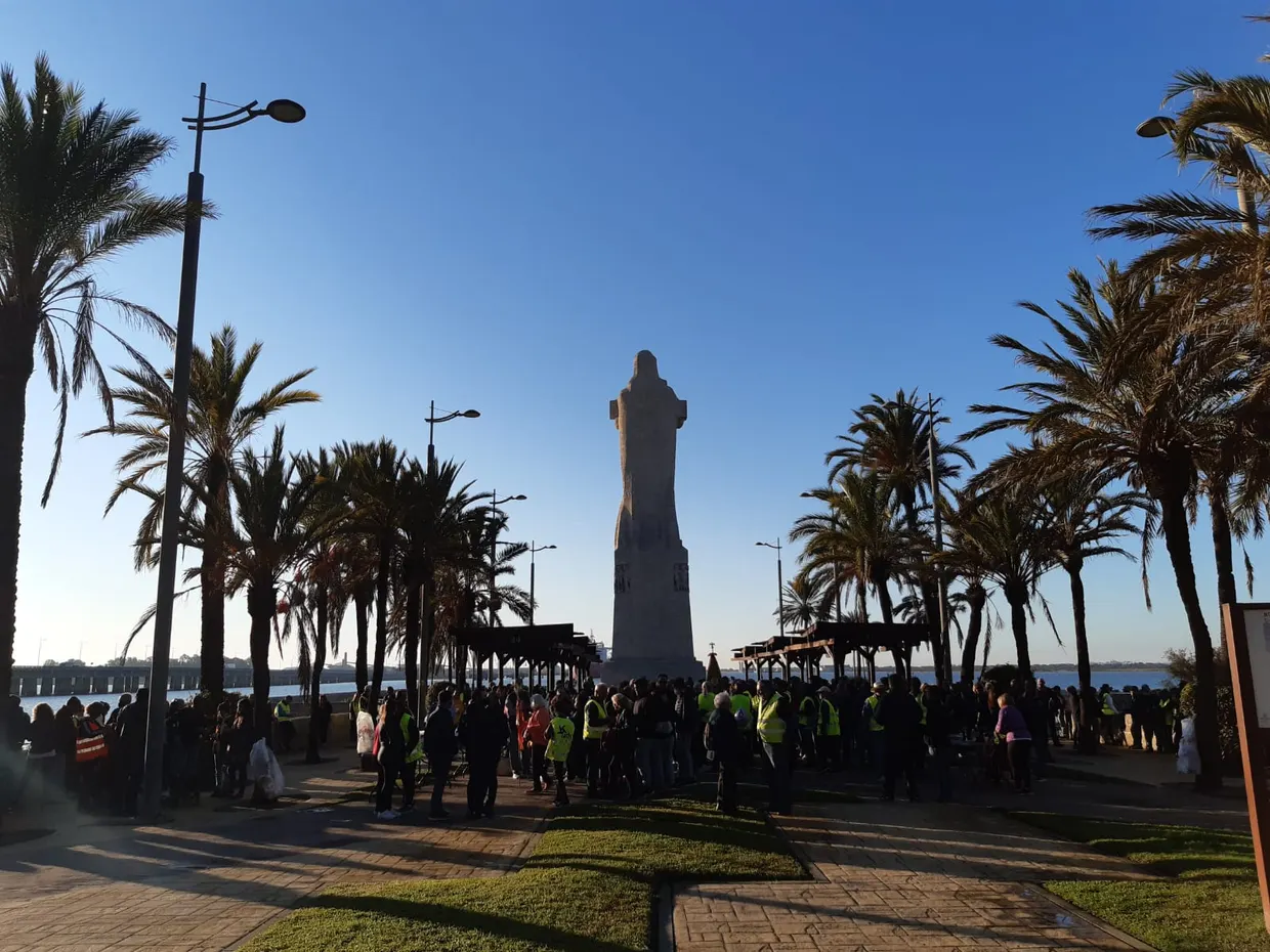 Emigrantes, ya camina hacia la Blanca Paloma-4