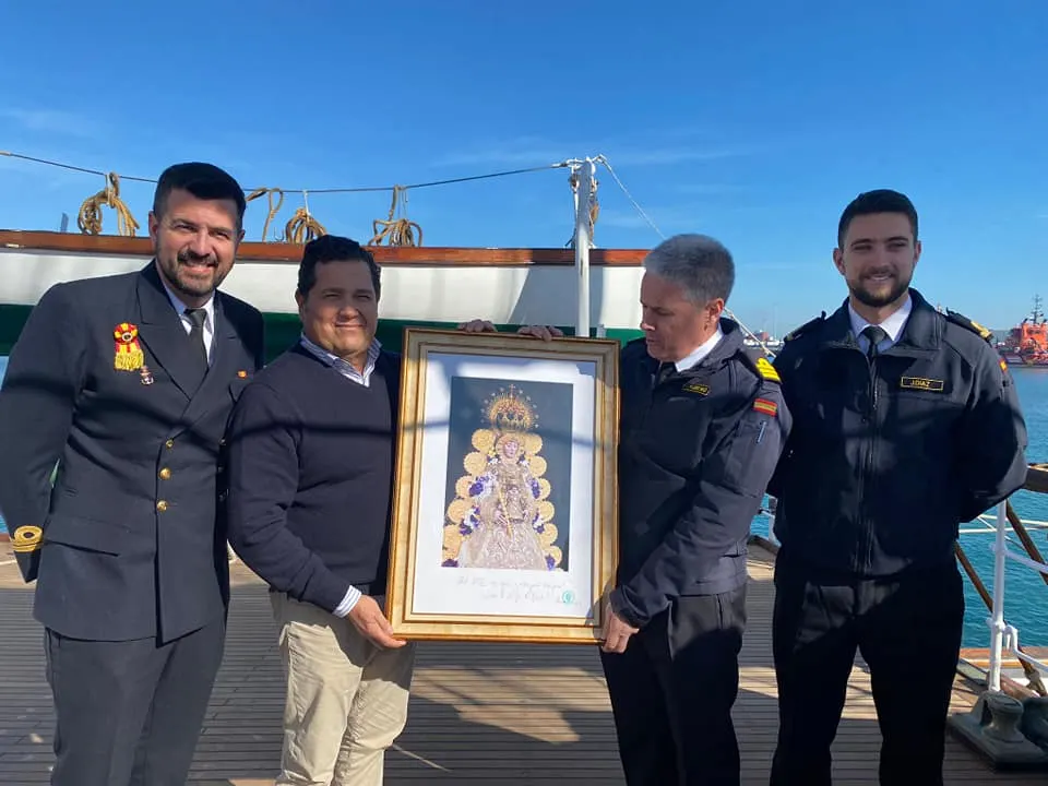 La Virgen del Rocío, presente en el Juan Sebastian Elcano-1