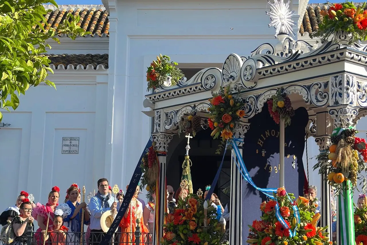 Hermandades a su paso por La Puebla del Río en 2026