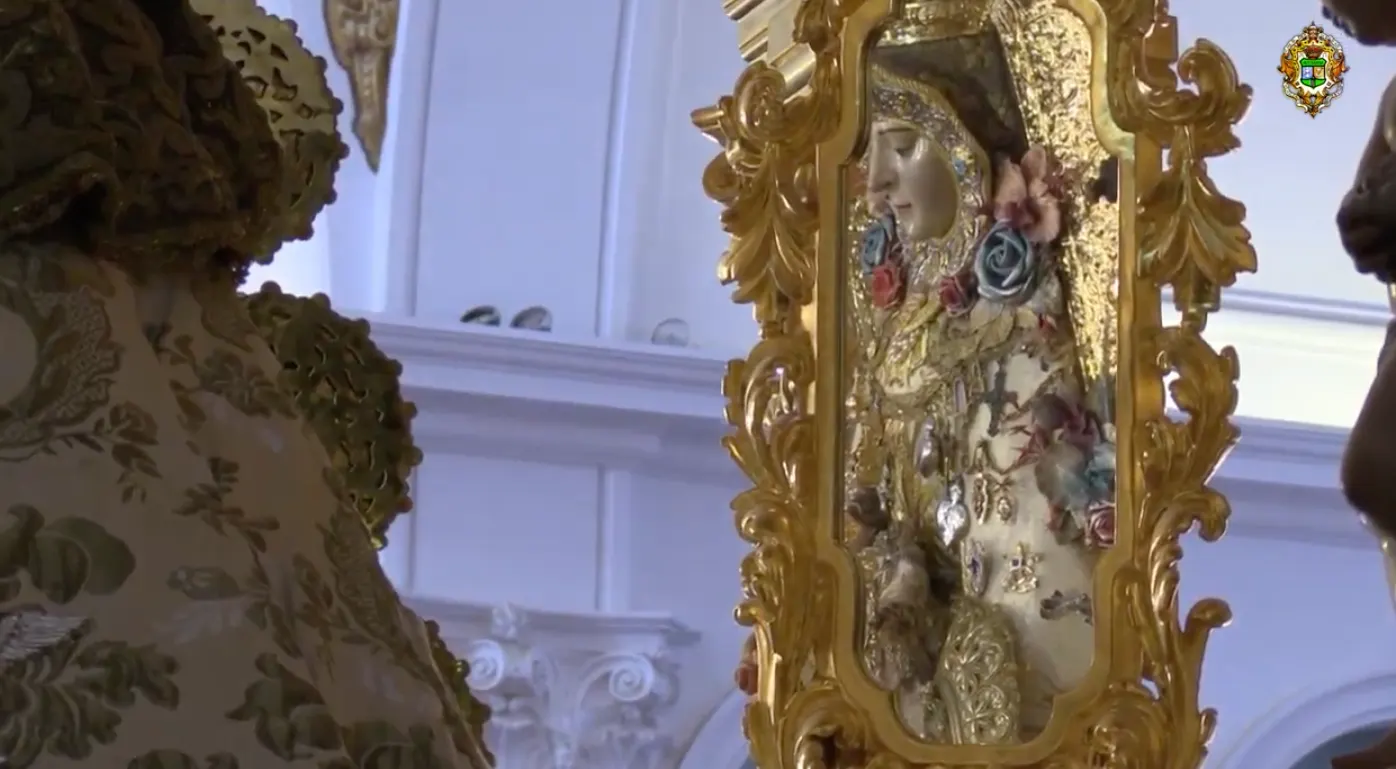 Virgen lazo blanco candelaria 2019