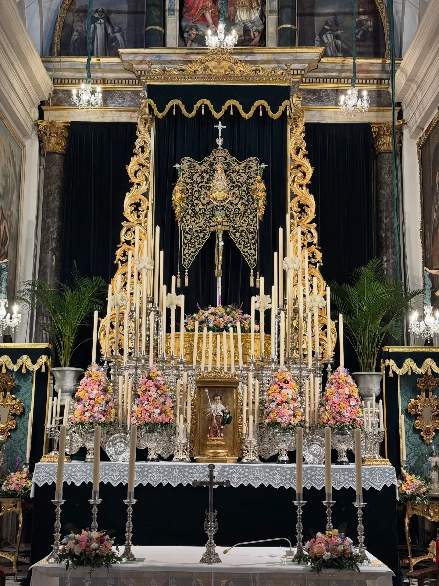 Altar de cultos rocio 2026-Camas