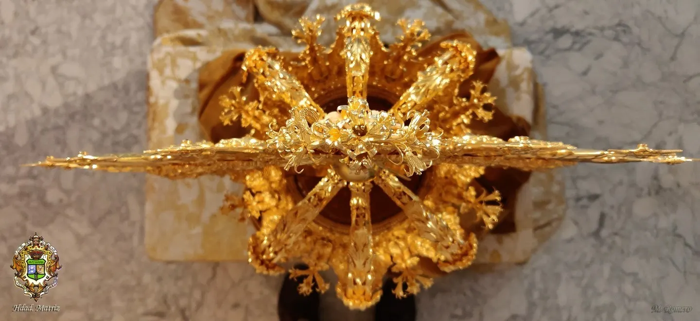 Corona virgen rocio 2019-12