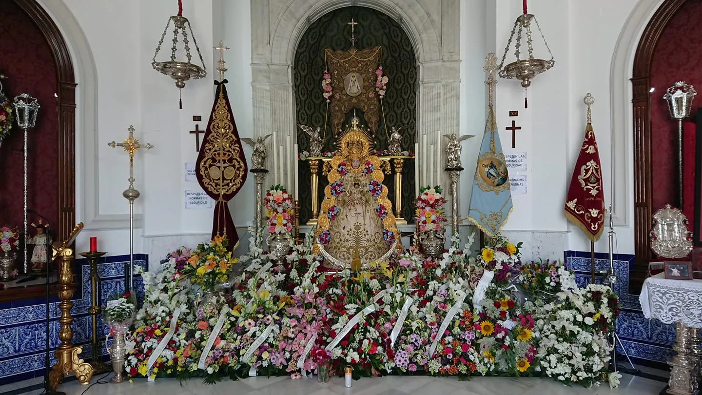 Olivares altar rocio 2020