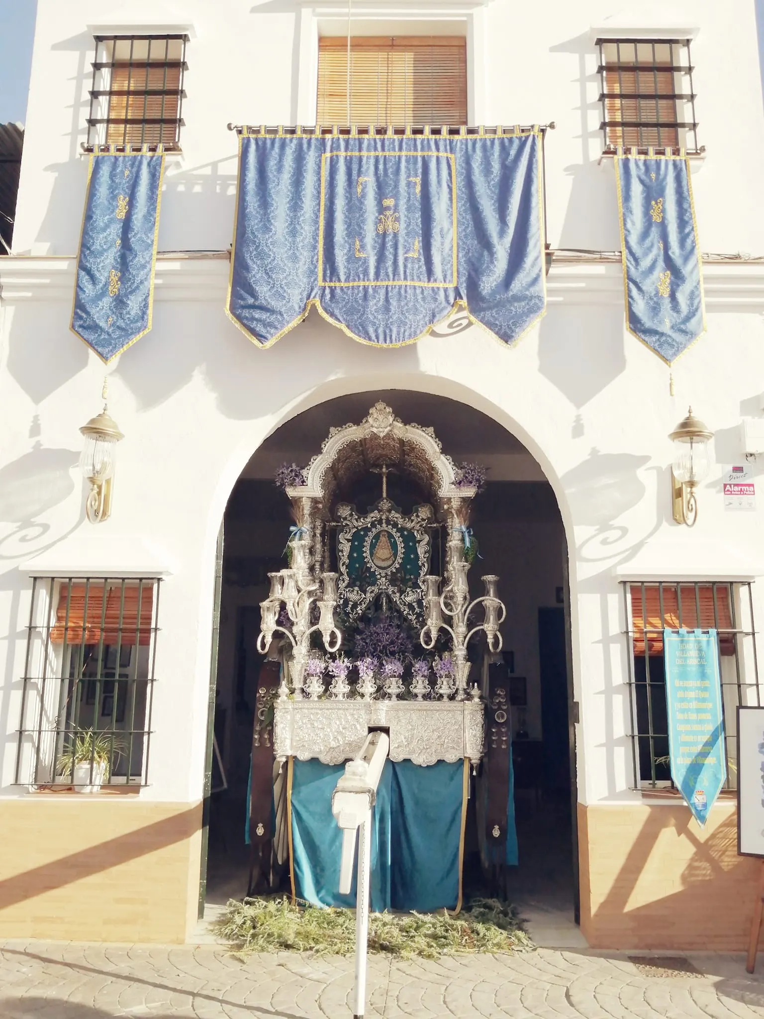 Altar rocio Villanueva del Ariscal 2021