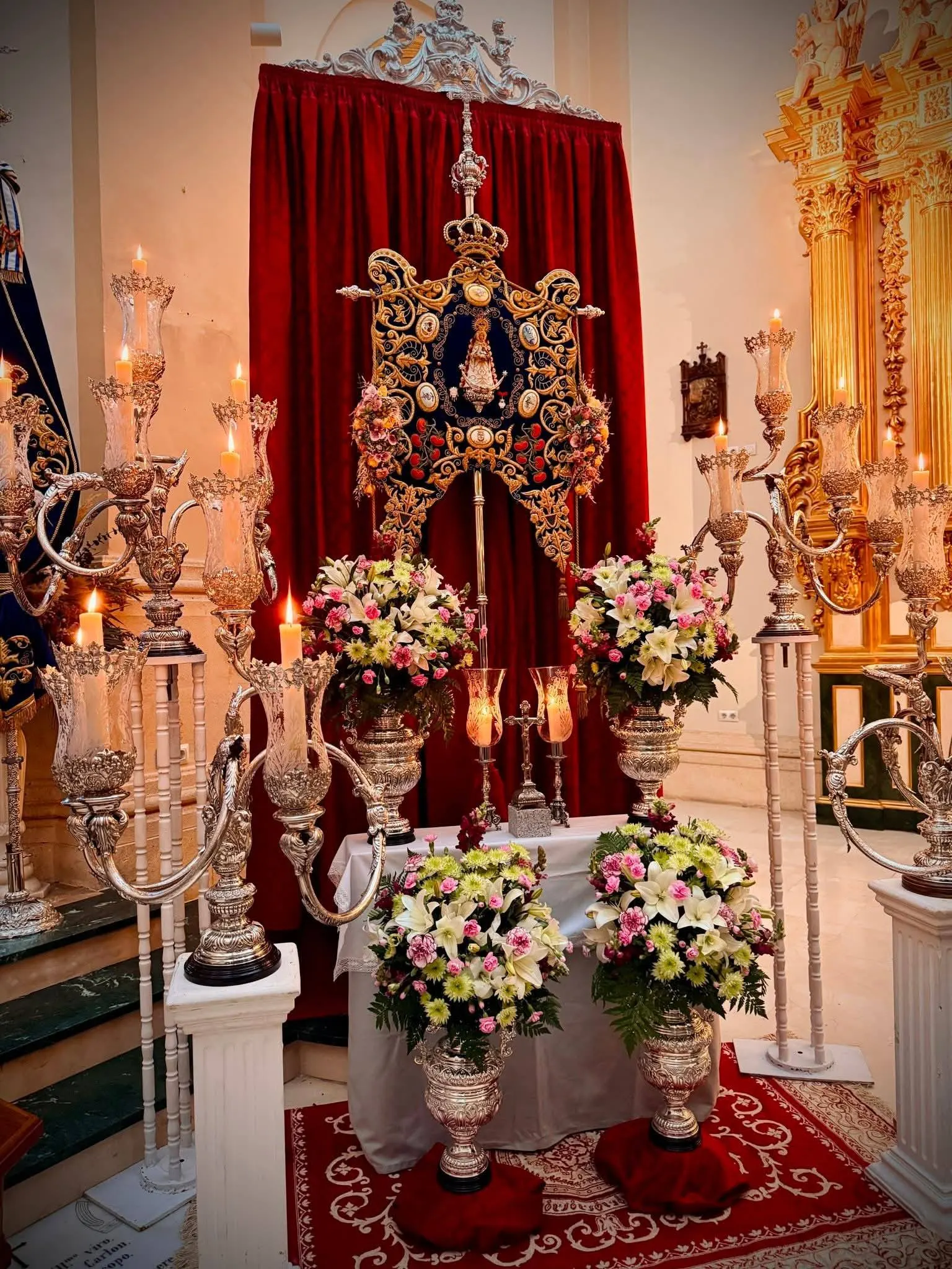Altar de cultos rocio 2026-Aguilas