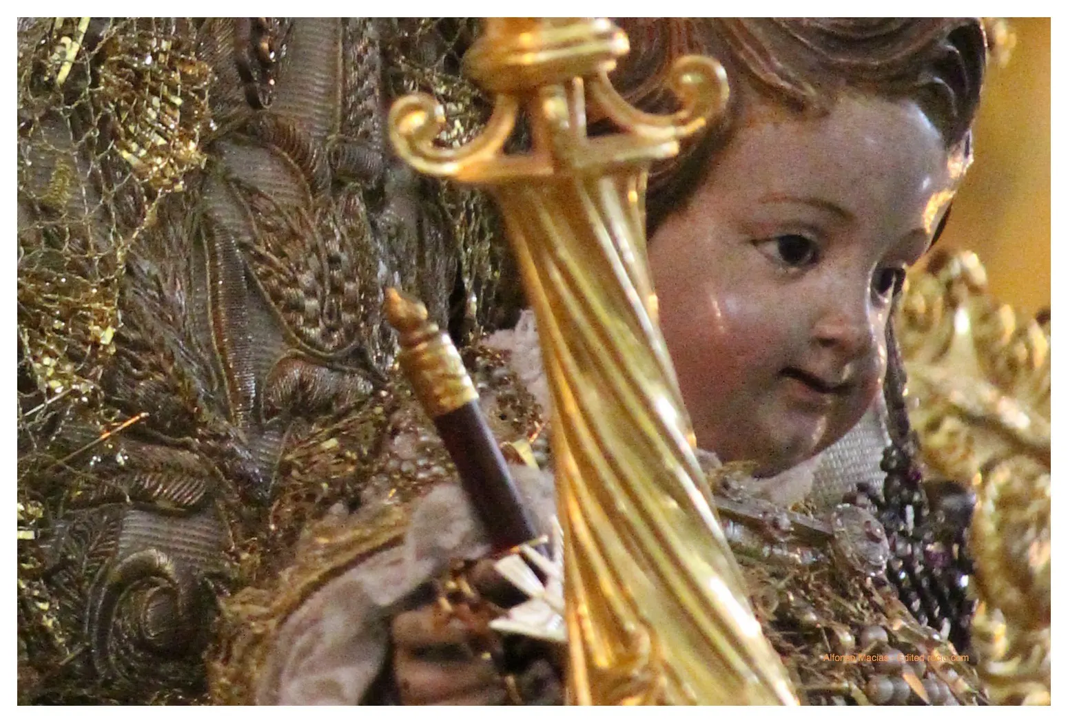 Virgen-Rocio-Detalles-derecha-3-1.jpg