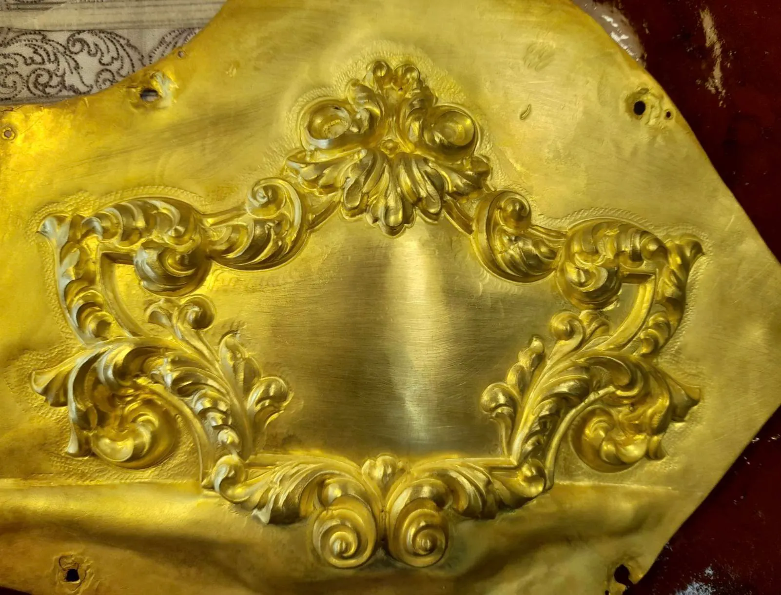 nuevos-atributos-de-la-Virgen-del-Rocío-15
