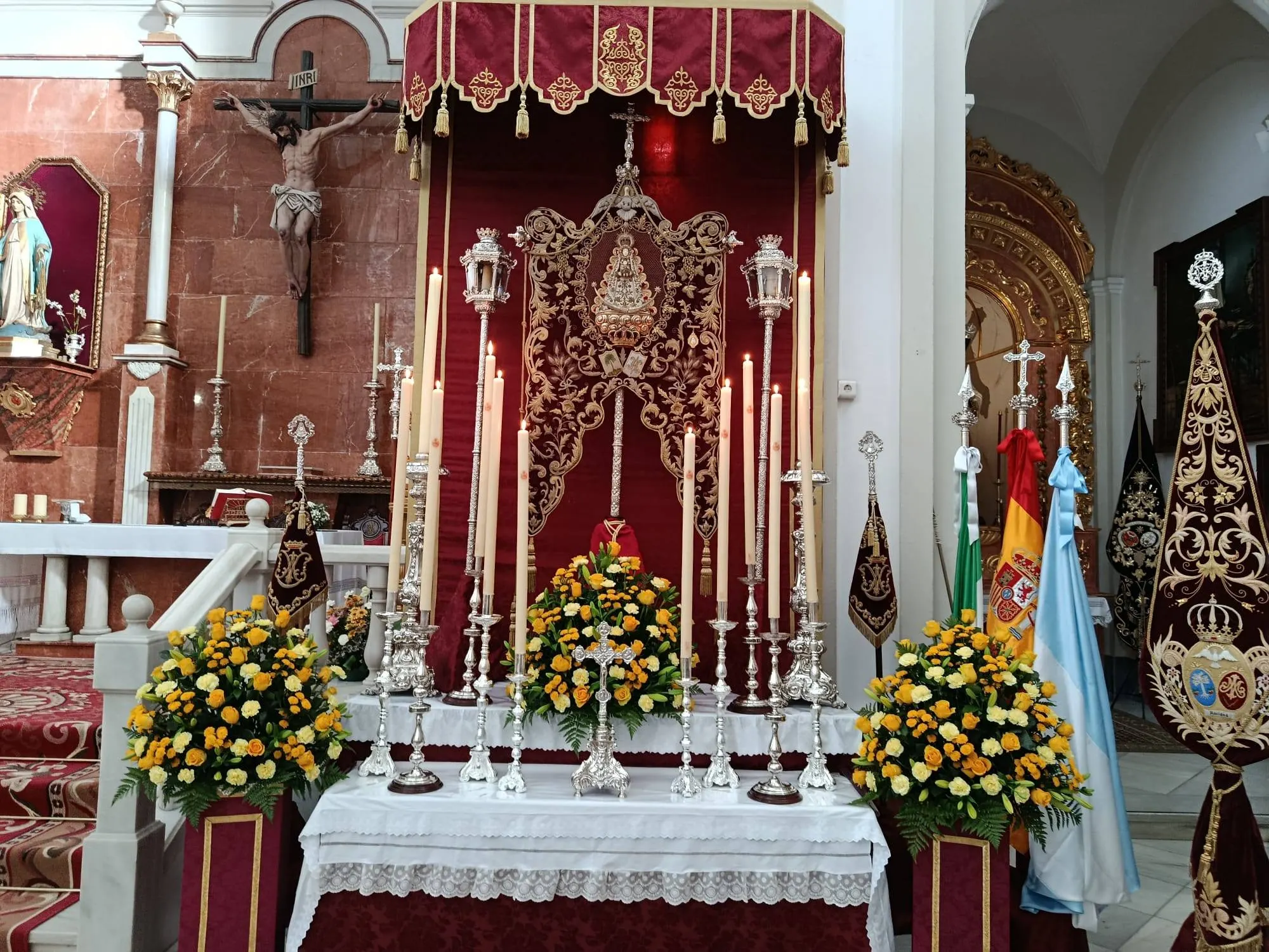Altar de cultos rocio 2026-Rociana