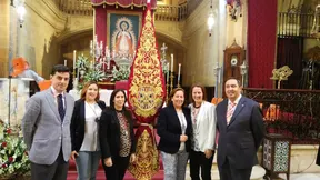 Pregón Montemayor 2015-EL PREGONERO, JUNTO A LOS MAYORDOMOS Y EL HERMANO MAYOR EL PRIMER DIA DE TRIDUO