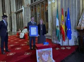 Juanma Moreno H Honorario rocio Bruselas