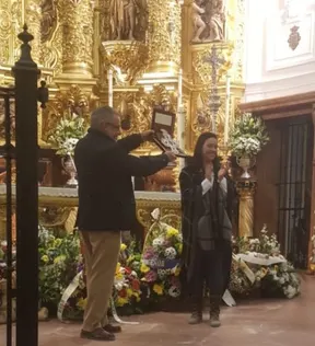 Torremolinos entrega reliquia de san leandro a matriz-2