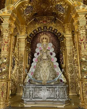 virgen rocio en su camarin enero 2024-1