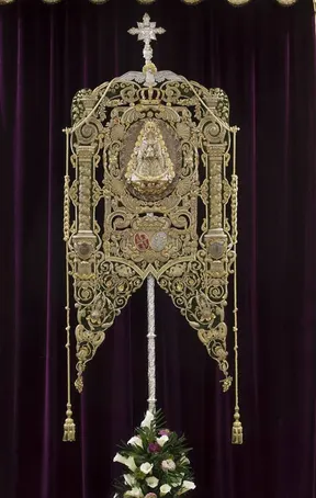 Triana simpecado restaurado