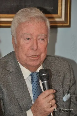 4944-cronica rocio chico 2013-14