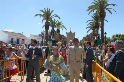 5368-simpecados-misa-pentecostes-2014-rocio.com-IMG_1589