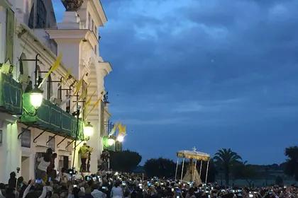 virgen en la calle 2018-48
