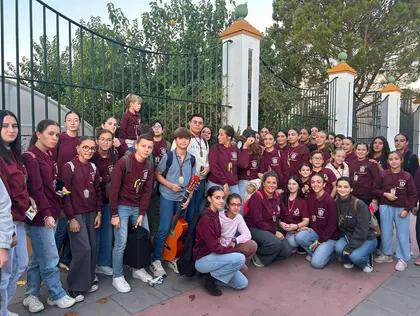 jovenes rocieros los palacios 2025-1
