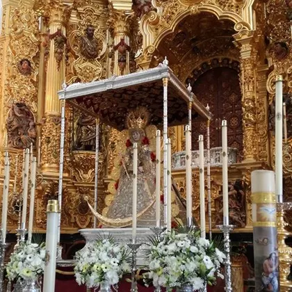 Virgen en su paso 2017-5
