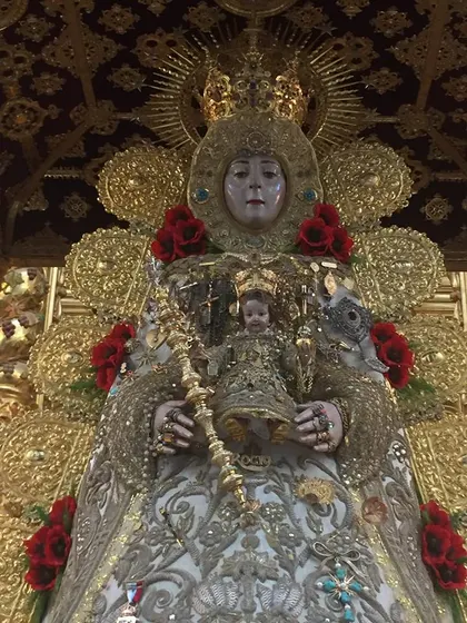 Virgen en su paso 2017-4